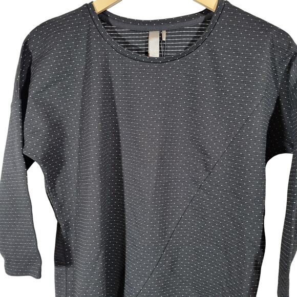 Poools Polka Dot 3/4 Sleeve Scoop Neck Top 38 NWT - Picture 3 of 10